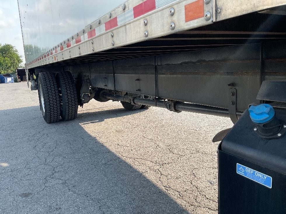 Medium Duty Box Truck-Light and Medium Duty Trucks-International-2020-MV607-Harrisburg-PA-237,192\n\t\tmiles-$ 43,250 - Image 14