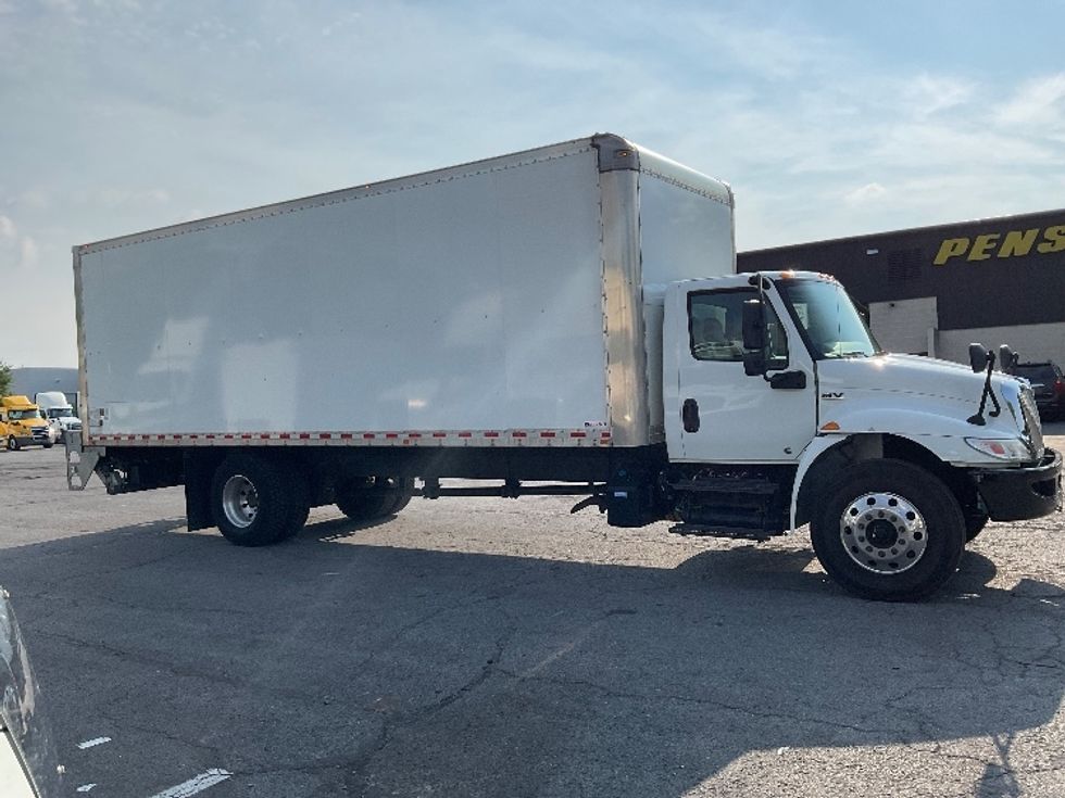 Medium Duty Box Truck-Light and Medium Duty Trucks-International-2020-MV607-Harrisburg-PA-237,192\n\t\tmiles-$ 43,250 - Image 15