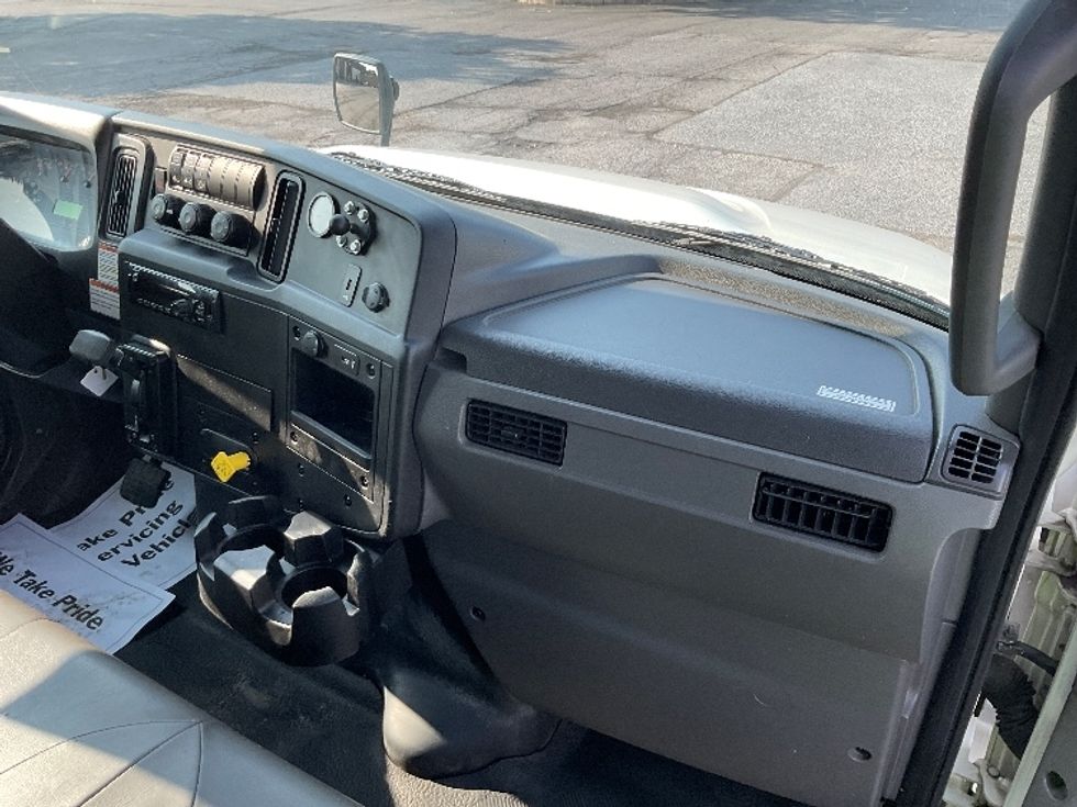 Medium Duty Box Truck-Light and Medium Duty Trucks-International-2020-MV607-Harrisburg-PA-237,192\n\t\tmiles-$ 43,250 - Image 21