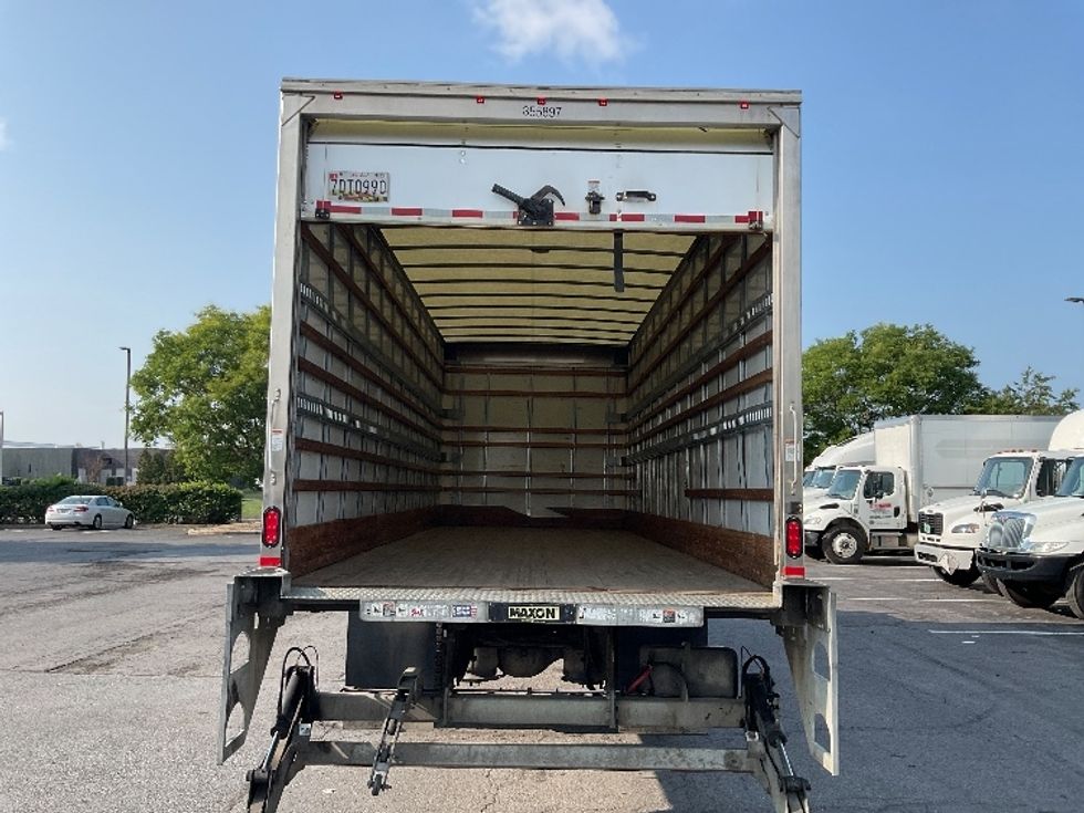 Medium Duty Box Truck-Light and Medium Duty Trucks-International-2020-MV607-Harrisburg-PA-237,192\n\t\tmiles-$ 43,250 - Image 8