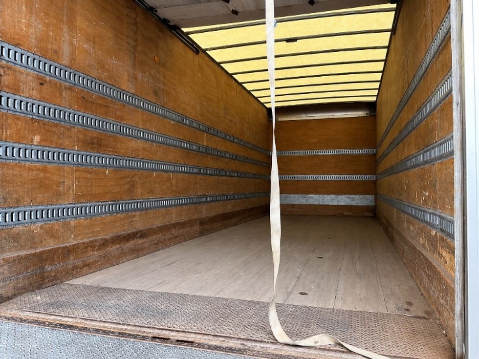 Medium Duty Box Truck-Light and Medium Duty Trucks-International-2020-MV607-Harrisburg-PA-242,438\n\t\tmiles-$ 42,000 - Image 12