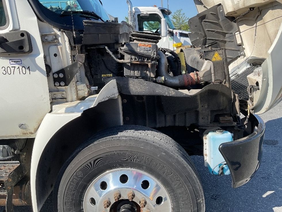 Medium Duty Box Truck-Light and Medium Duty Trucks-International-2020-MV607-Harrisburg-PA-25,298\n\t\tmiles-$ 68,250 - Image 23