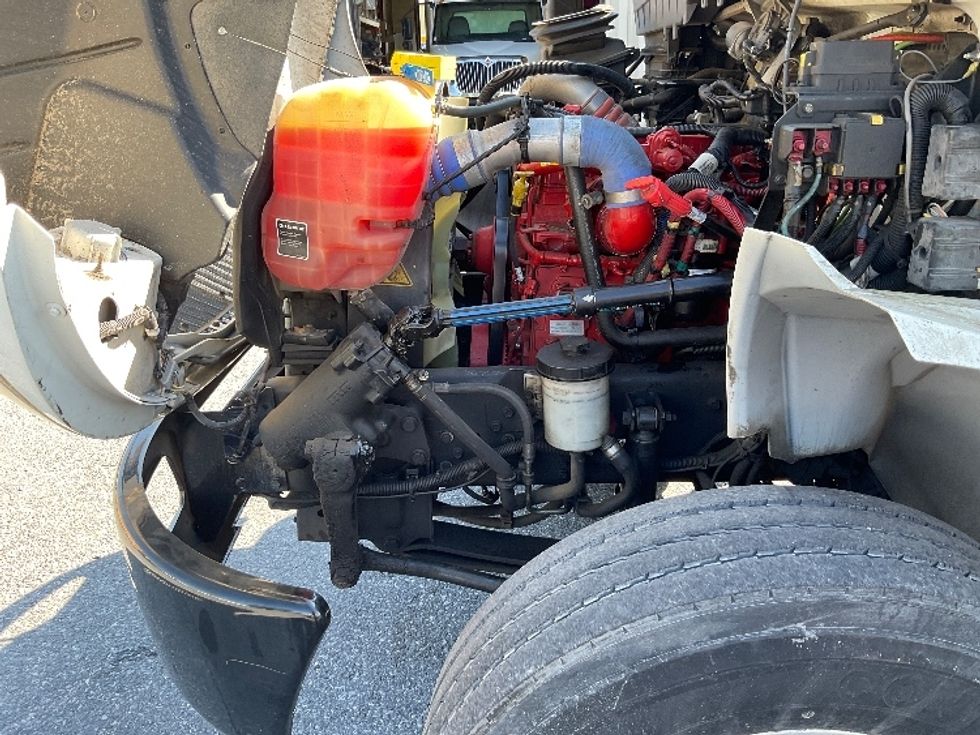 Medium Duty Box Truck-Light and Medium Duty Trucks-International-2020-MV607-Harrisburg-PA-25,298\n\t\tmiles-$ 68,250 - Image 24