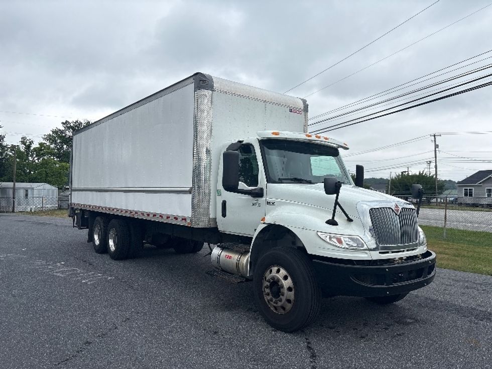 Medium Duty Box Truck-Light and Medium Duty Trucks-International-2020-MV607-Harrisburg-PA-299,665\n\t\tmiles-$ 34,750 - Image 1