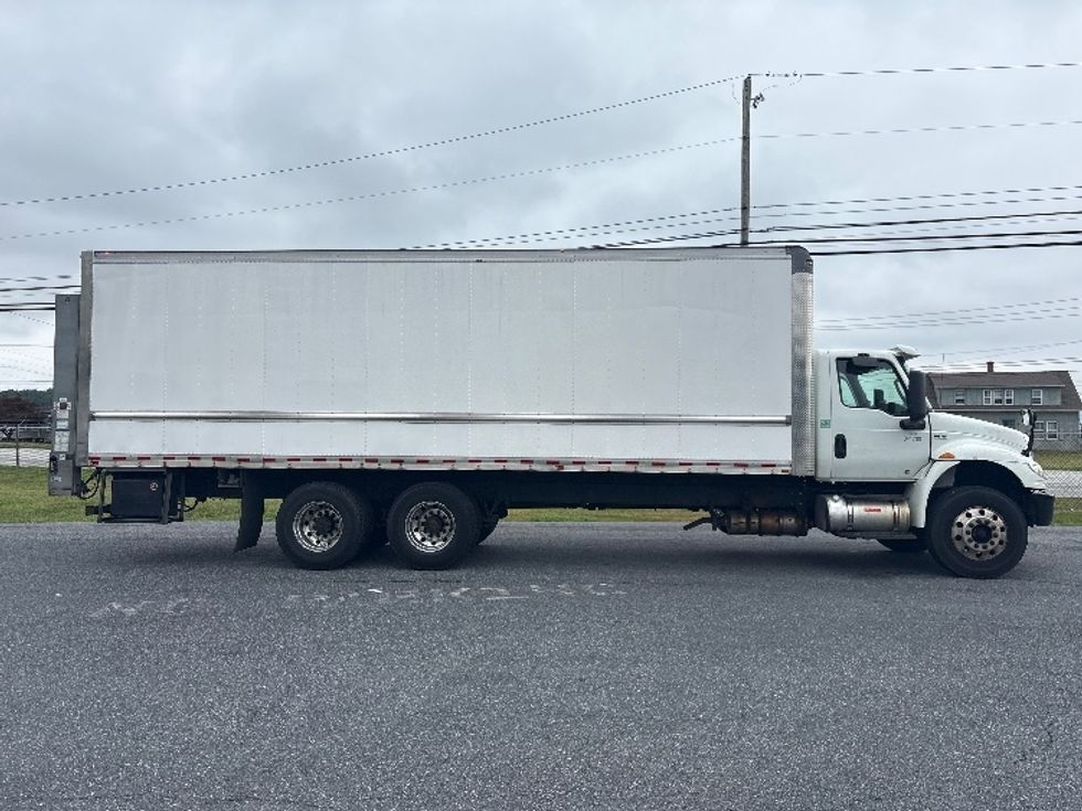 Medium Duty Box Truck-Light and Medium Duty Trucks-International-2020-MV607-Harrisburg-PA-299,665\n\t\tmiles-$ 34,750 - Image 15