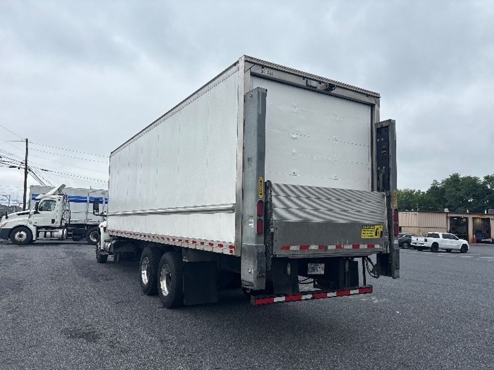Medium Duty Box Truck-Light and Medium Duty Trucks-International-2020-MV607-Harrisburg-PA-299,665\n\t\tmiles-$ 34,750 - Image 6