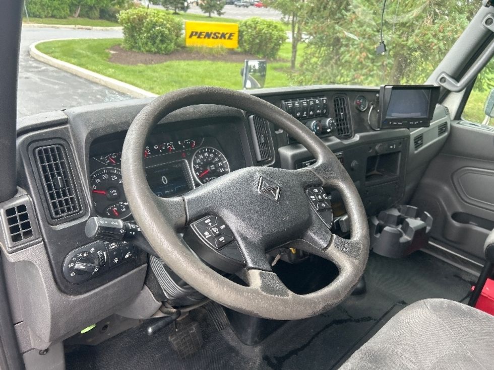 Medium Duty Box Truck-Light and Medium Duty Trucks-International-2020-MV607-Harrisburg-PA-304,160\n\t\tmiles-$ 34,500 - Image 17