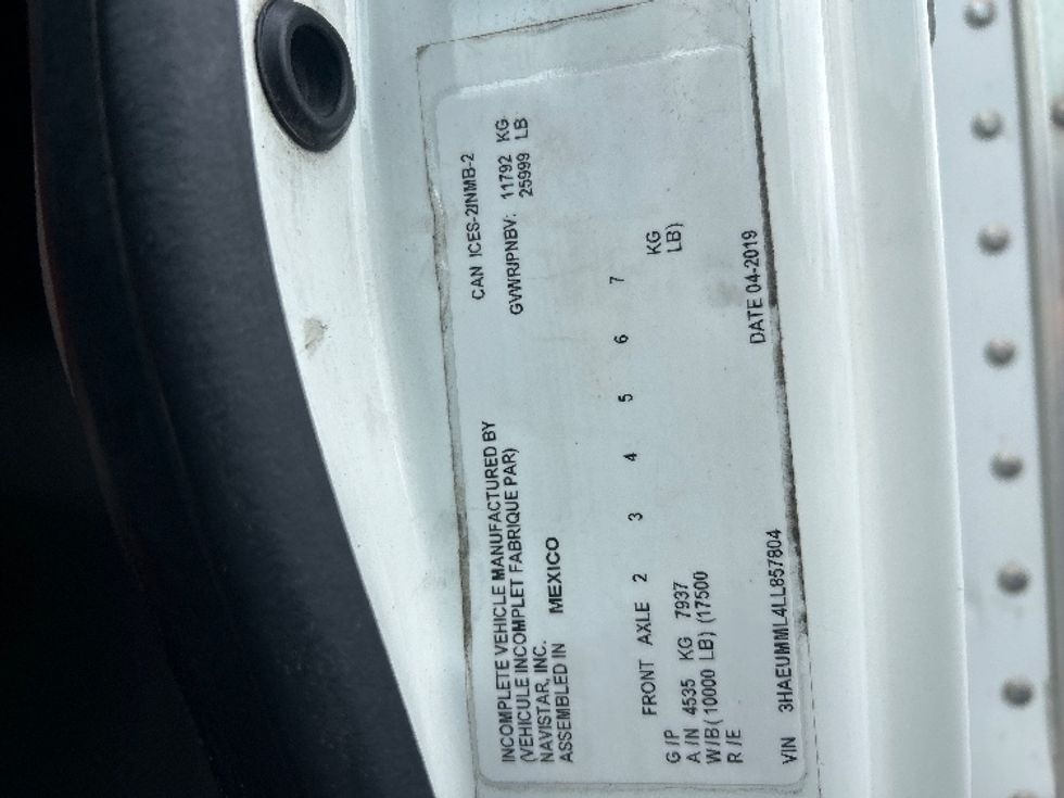 Medium Duty Box Truck-Light and Medium Duty Trucks-International-2020-MV607-Harrisburg-PA-304,160\n\t\tmiles-$ 34,500 - Image 25