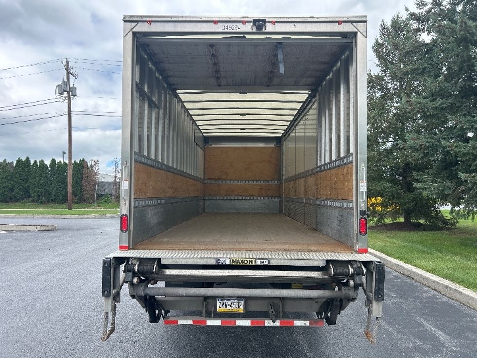 Medium Duty Box Truck-Light and Medium Duty Trucks-International-2020-MV607-Harrisburg-PA-304,160\n\t\tmiles-$ 34,500 - Image 8