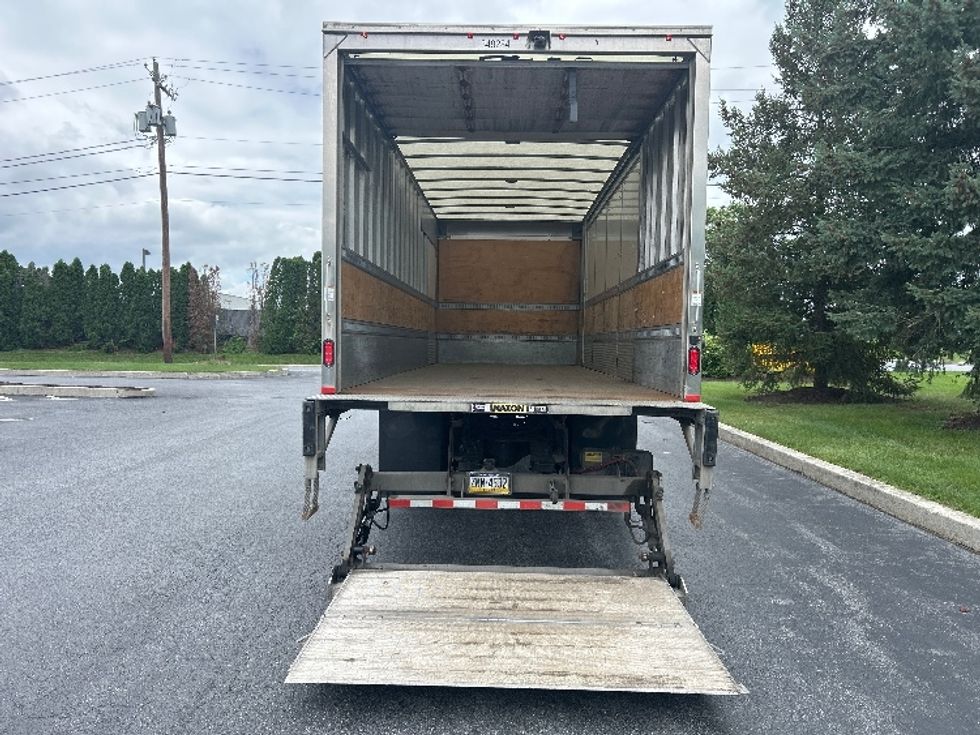Medium Duty Box Truck-Light and Medium Duty Trucks-International-2020-MV607-Harrisburg-PA-304,160\n\t\tmiles-$ 34,500 - Image 9