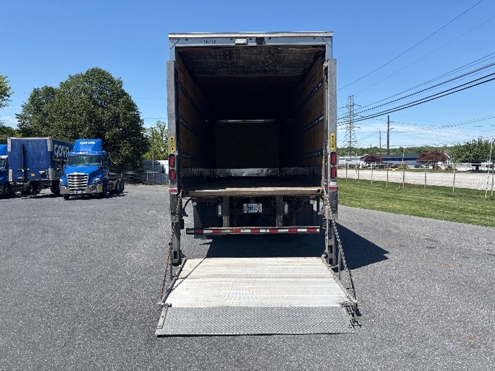 Medium Duty Box Truck-Light and Medium Duty Trucks-International-2020-MV607-Harrisburg-PA-338,162\n\t\tmiles-$ 30,250 - Image 9