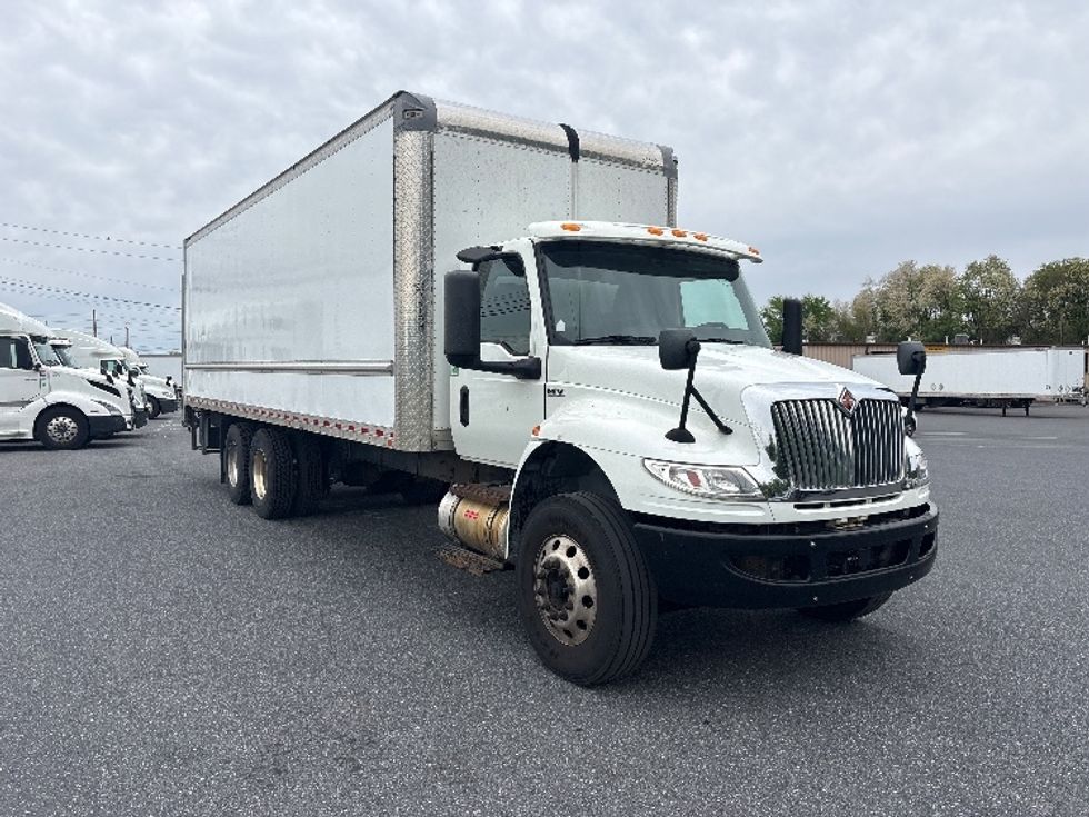 Medium Duty Box Truck-Light and Medium Duty Trucks-International-2020-MV607-Harrisburg-PA-342,088\n\t\tmiles-$ 30,000 - Image 1