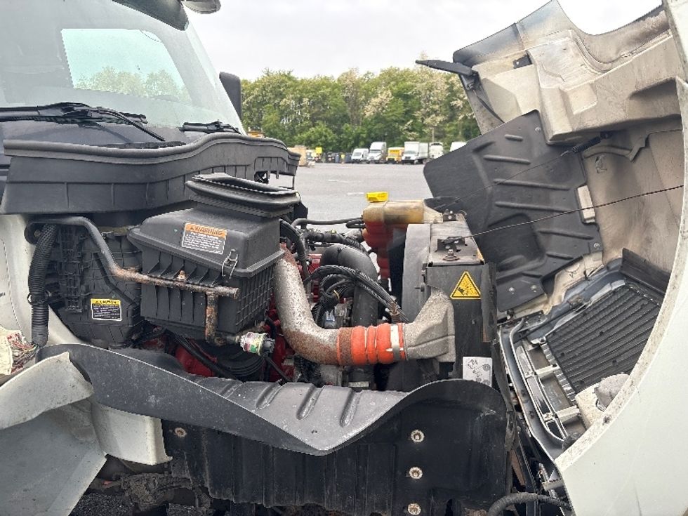 Medium Duty Box Truck-Light and Medium Duty Trucks-International-2020-MV607-Harrisburg-PA-342,088\n\t\tmiles-$ 30,000 - Image 23
