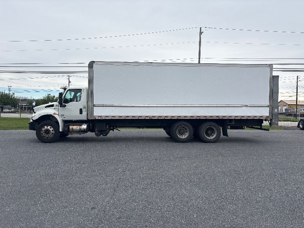 Medium Duty Box Truck-Light and Medium Duty Trucks-International-2020-MV607-Harrisburg-PA-342,088\n\t\tmiles-$ 30,000 - Image 4