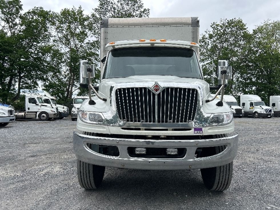 Medium Duty Box Truck-Light and Medium Duty Trucks-International-2020-MV607-Harrisburg-PA-342,455\n\t\tmiles-$ 22,000 - Image 2