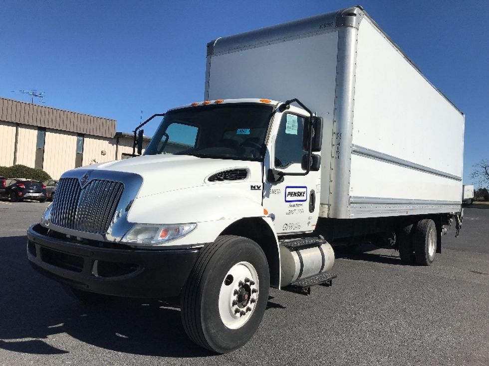 Medium Duty Box Truck-Light and Medium Duty Trucks-International-2020-MV607-Harrisonburg-VA-145,146\n\t\tmiles-$ 57,000 - Image 3