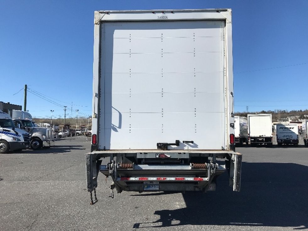 Medium Duty Box Truck-Light and Medium Duty Trucks-International-2020-MV607-Harrisonburg-VA-145,146\n\t\tmiles-$ 57,000 - Image 7