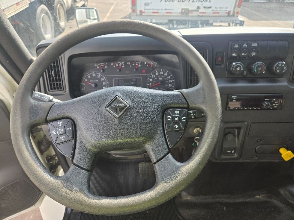 Medium Duty Box Truck-Light and Medium Duty Trucks-International-2020-MV607-Hazleton-PA-297,974\n\t\tmiles-$ 20,500 - Image 17