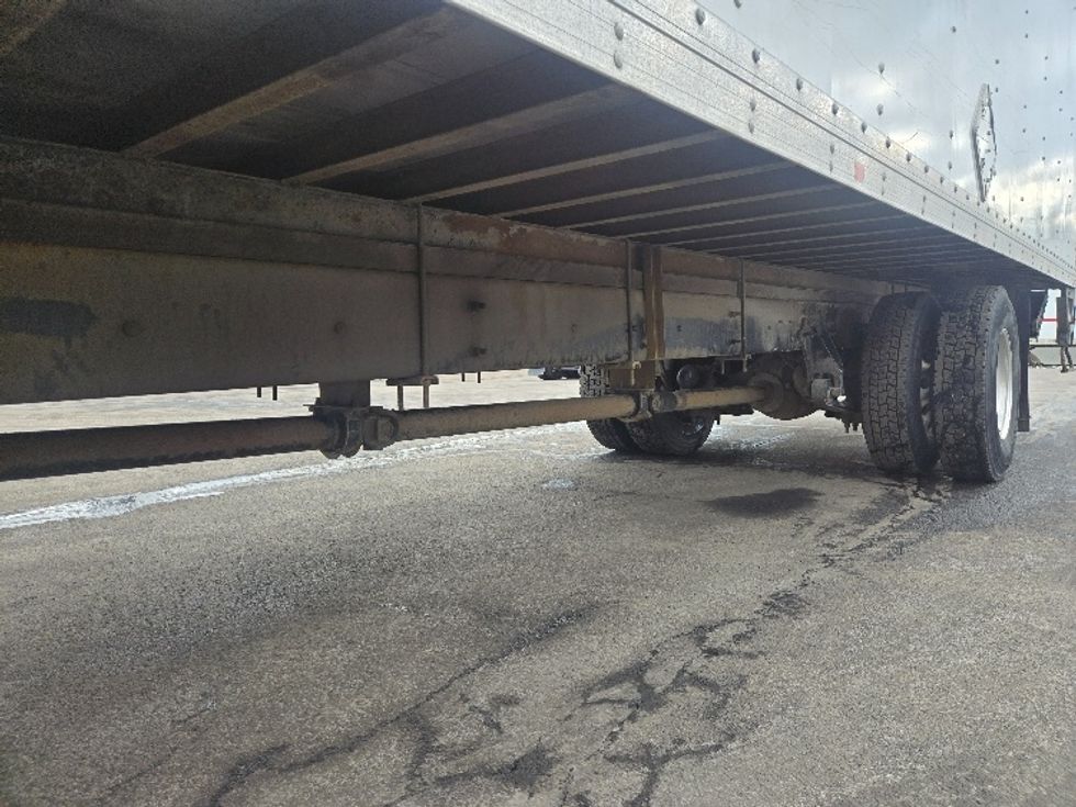 Medium Duty Box Truck-Light and Medium Duty Trucks-International-2020-MV607-Hazleton-PA-297,974\n\t\tmiles-$ 20,500 - Image 5