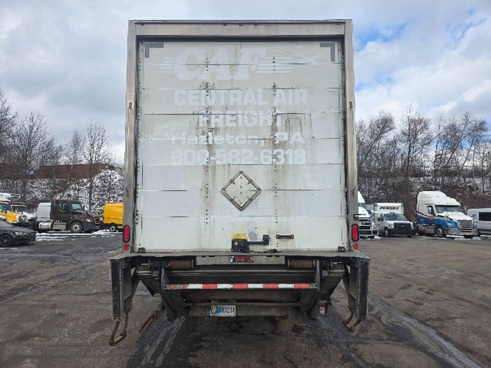 Medium Duty Box Truck-Light and Medium Duty Trucks-International-2020-MV607-Hazleton-PA-297,974\n\t\tmiles-$ 20,500 - Image 7