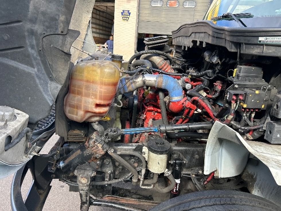 Medium Duty Box Truck-Light and Medium Duty Trucks-International-2020-MV607-Hazleton-PA-312,508\n\t\tmiles-$ 9,000 - Image 24