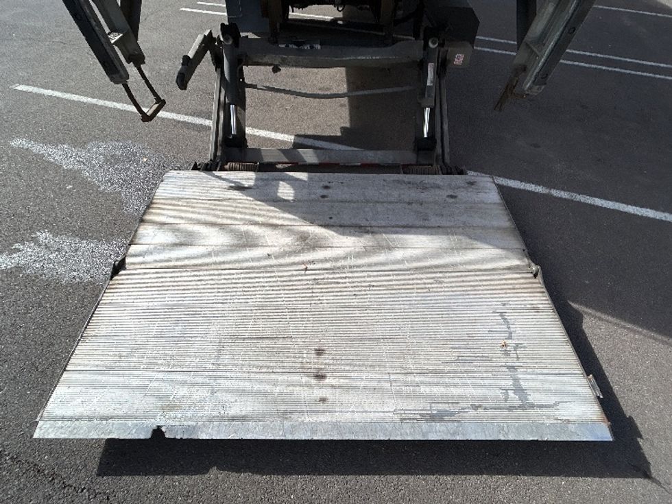 Medium Duty Box Truck-Light and Medium Duty Trucks-International-2020-MV607-Hazleton-PA-312,508\n\t\tmiles-$ 9,000 - Image 25