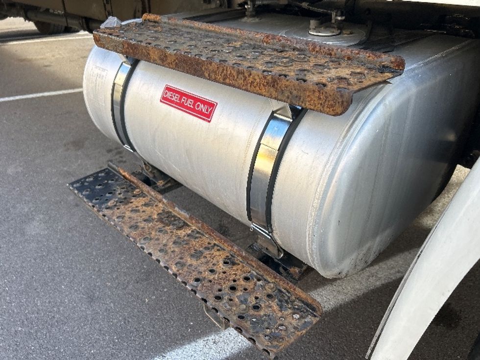 Medium Duty Box Truck-Light and Medium Duty Trucks-International-2020-MV607-Hazleton-PA-312,508\n\t\tmiles-$ 9,000 - Image 28