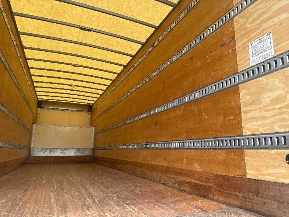 Medium Duty Box Truck-Light and Medium Duty Trucks-International-2020-MV607-Homewood-AL-117,497\n\t\tmiles-$ 55,750 - Image 12