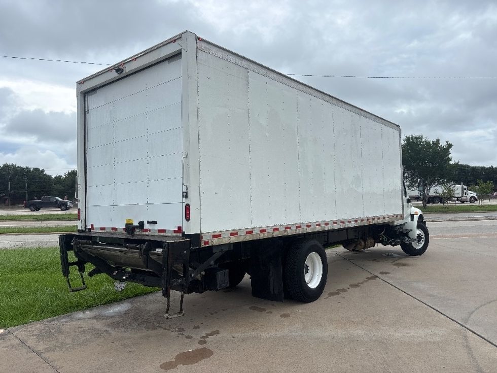 Medium Duty Box Truck-Light and Medium Duty Trucks-International-2020-MV607-Houston-TX-101,152\n\t\tmiles-$ 60,750 - Image 13