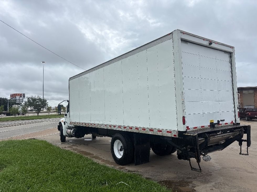 Medium Duty Box Truck-Light and Medium Duty Trucks-International-2020-MV607-Houston-TX-101,152\n\t\tmiles-$ 60,750 - Image 6