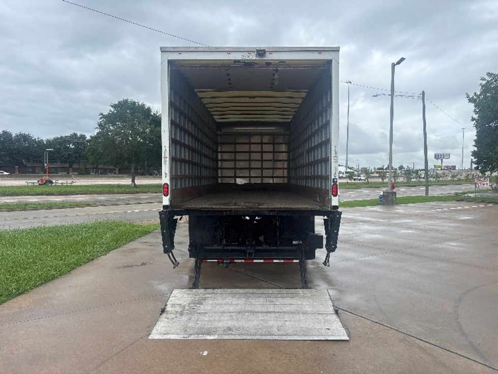 Medium Duty Box Truck-Light and Medium Duty Trucks-International-2020-MV607-Houston-TX-112,497\n\t\tmiles-$ 59,500 - Image 9