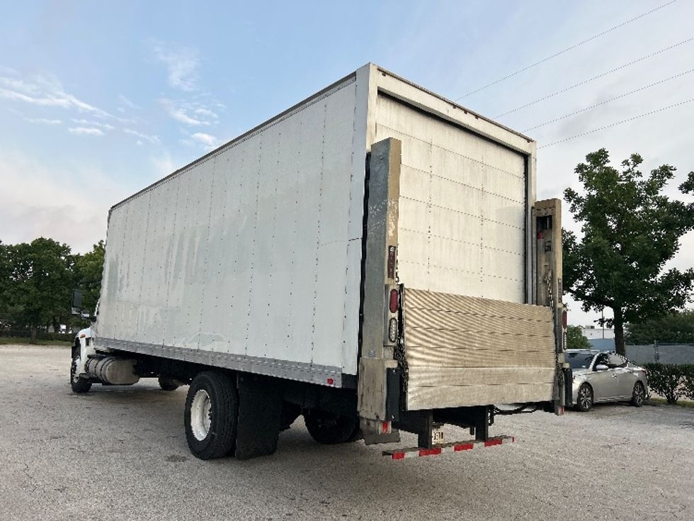Medium Duty Box Truck-Light and Medium Duty Trucks-International-2020-MV607-Houston-TX-300,974\n\t\tmiles-$ 31,000 - Image 6