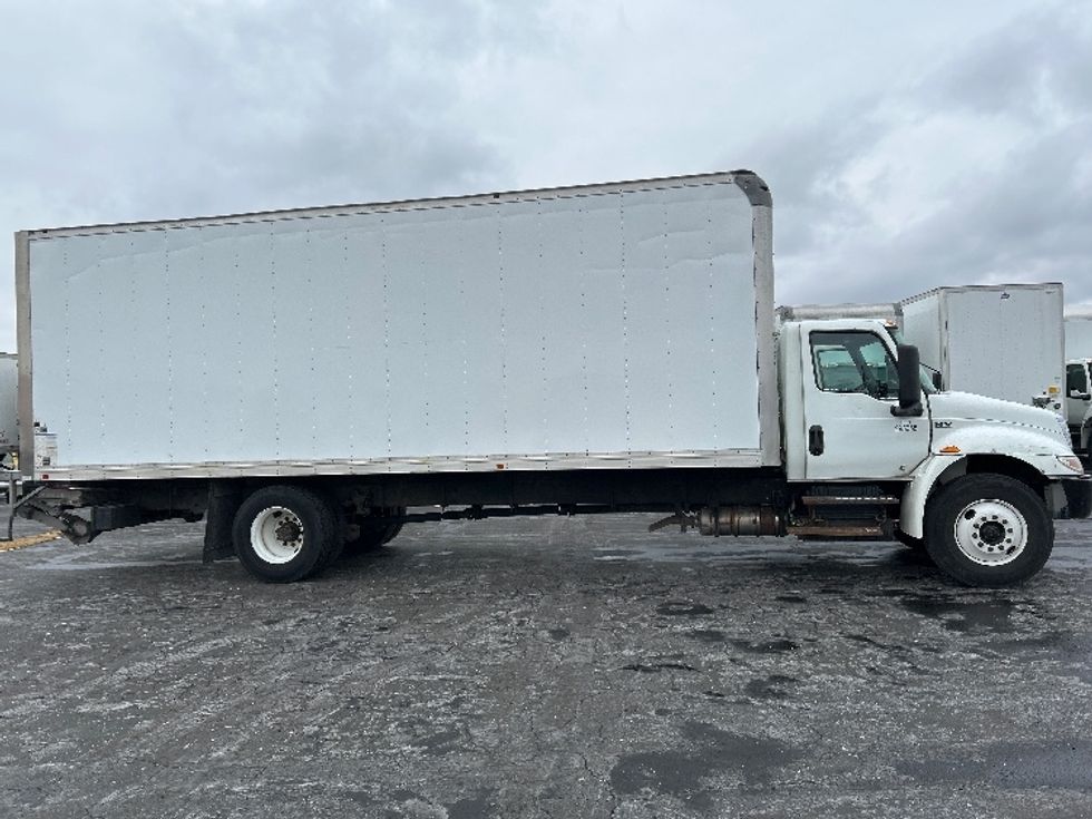 Medium Duty Box Truck-Light and Medium Duty Trucks-International-2020-MV607-Indianapolis-IN-102,034\n\t\tmiles-$ 60,000 - Image 15