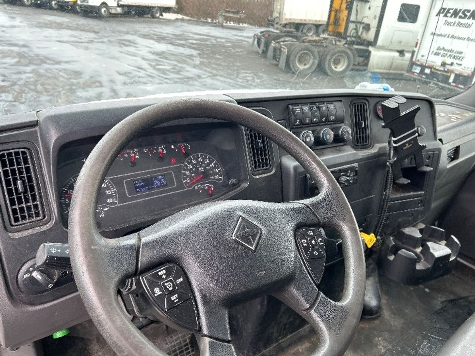 Medium Duty Box Truck-Light and Medium Duty Trucks-International-2020-MV607-Indianapolis-IN-102,034\n\t\tmiles-$ 60,000 - Image 17