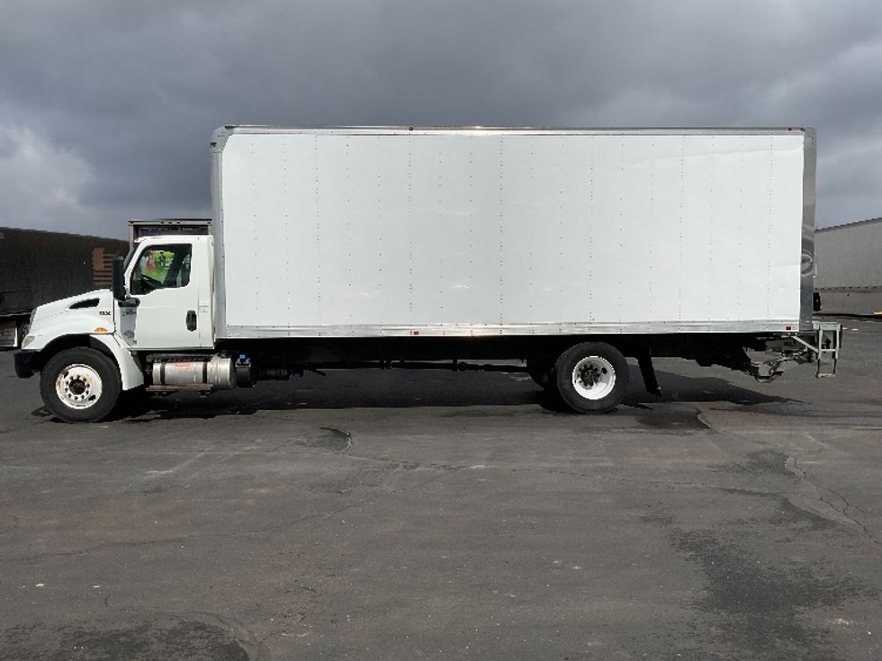 Medium Duty Box Truck-Light and Medium Duty Trucks-International-2020-MV607-Indianapolis-IN-108,113\n\t\tmiles-$ 58,250 - Image 4