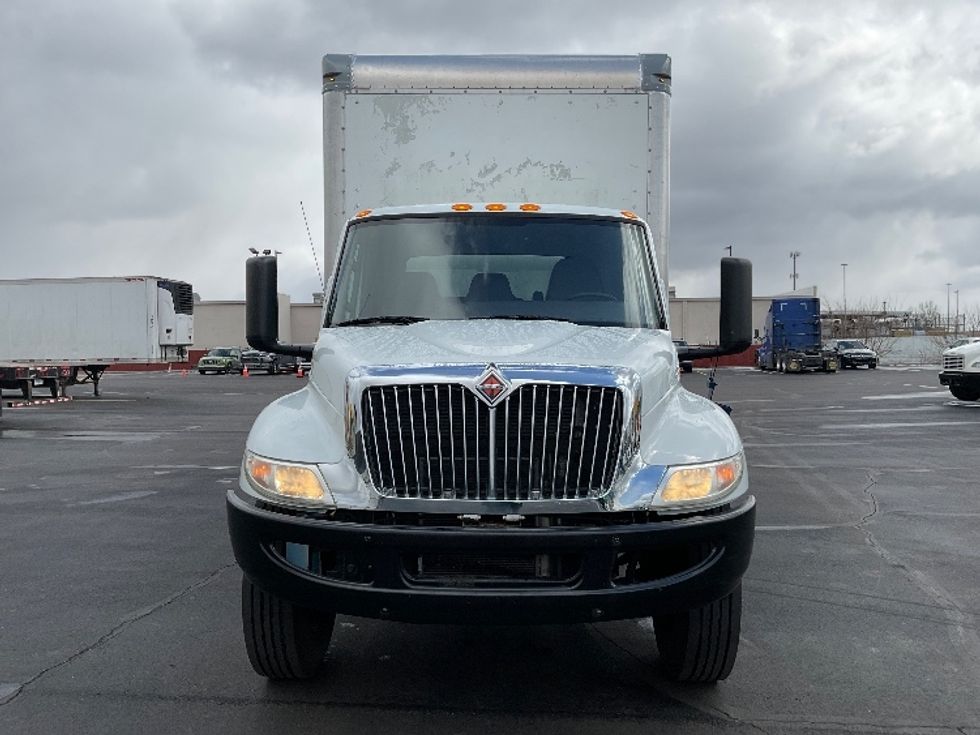 Medium Duty Box Truck-Light and Medium Duty Trucks-International-2020-MV607-Indianapolis-IN-108,113\n\t\tmiles-$ 58,250 - Image 2