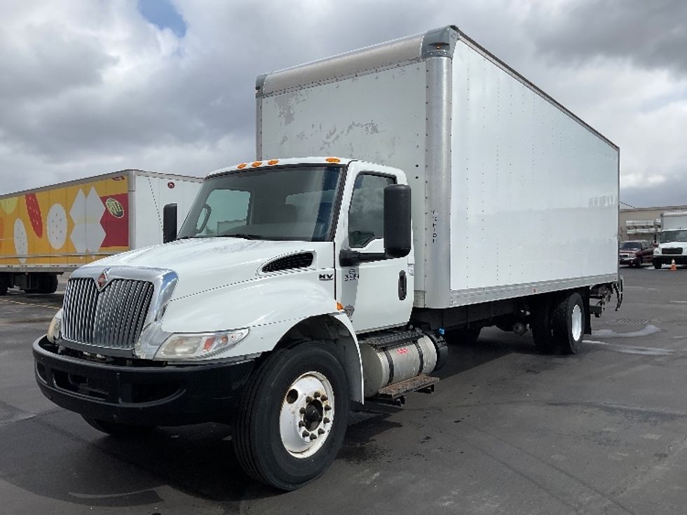 Medium Duty Box Truck-Light and Medium Duty Trucks-International-2020-MV607-Indianapolis-IN-108,113\n\t\tmiles-$ 58,250 - Image 3