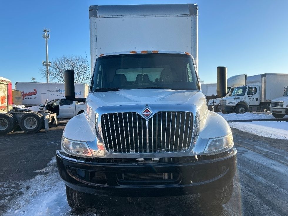 Medium Duty Box Truck-Light and Medium Duty Trucks-International-2020-MV607-Indianapolis-IN-120,022\n\t\tmiles-$ 58,000 - Image 2