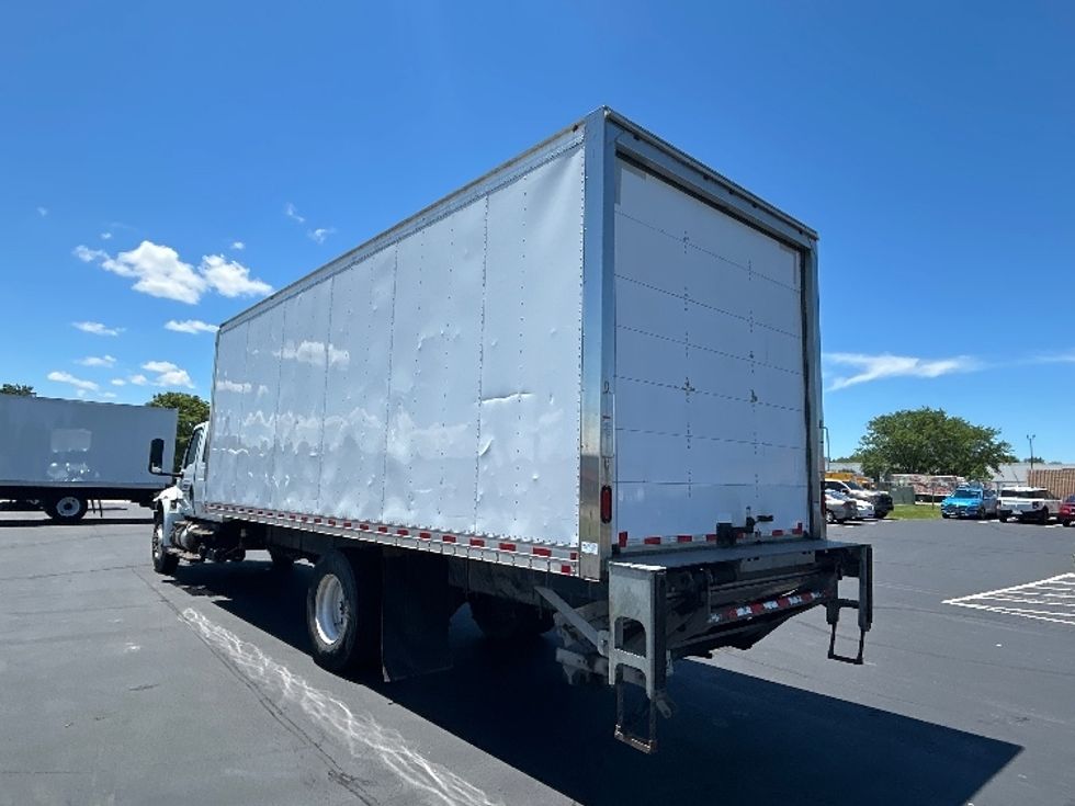 Medium Duty Box Truck-Light and Medium Duty Trucks-International-2020-MV607-Indianapolis-IN-139,836\n\t\tmiles-$ 57,000 - Image 6
