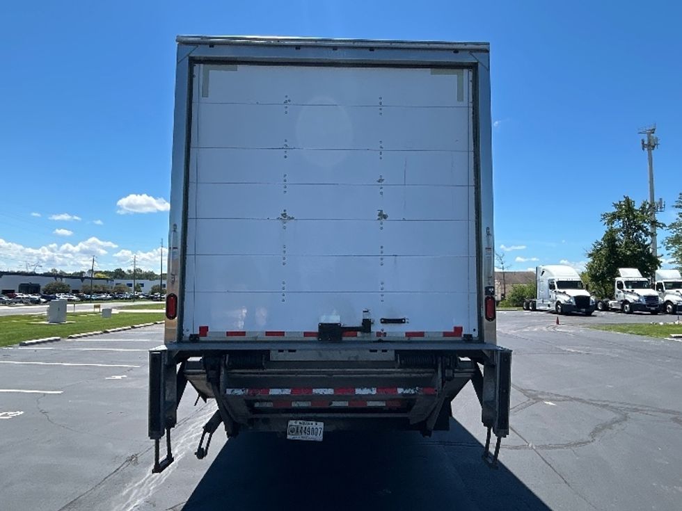 Medium Duty Box Truck-Light and Medium Duty Trucks-International-2020-MV607-Indianapolis-IN-139,836\n\t\tmiles-$ 57,000 - Image 7