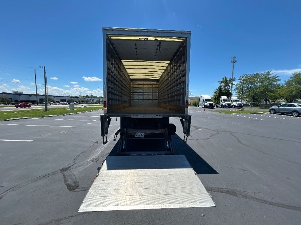 Medium Duty Box Truck-Light and Medium Duty Trucks-International-2020-MV607-Indianapolis-IN-139,836\n\t\tmiles-$ 57,000 - Image 9