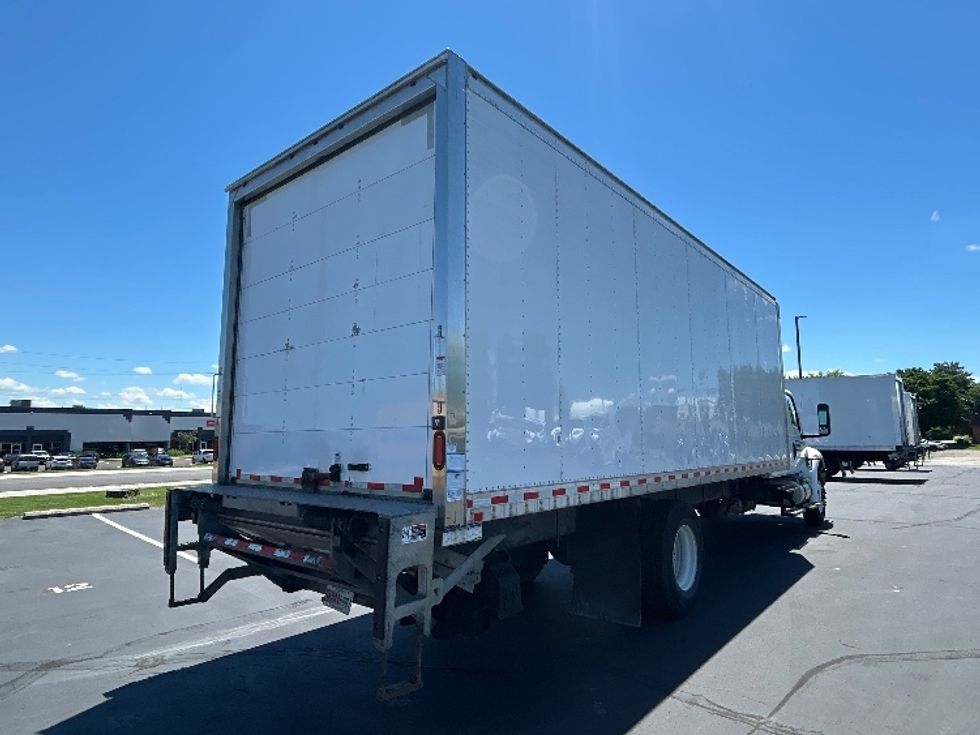 Medium Duty Box Truck-Light and Medium Duty Trucks-International-2020-MV607-Indianapolis-IN-139,836\n\t\tmiles-$ 57,000 - Image 13