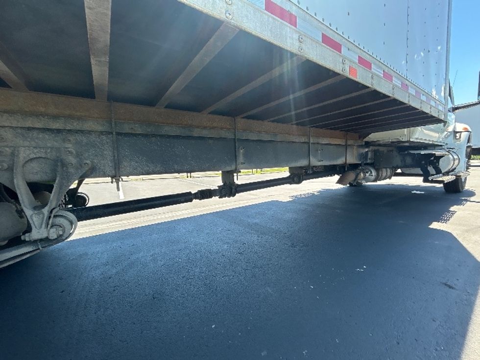 Medium Duty Box Truck-Light and Medium Duty Trucks-International-2020-MV607-Indianapolis-IN-139,836\n\t\tmiles-$ 57,000 - Image 14