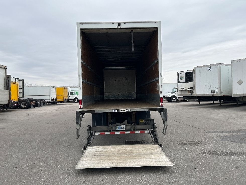 Medium Duty Box Truck-Light and Medium Duty Trucks-International-2020-MV607-Indianapolis-IN-160,507\n\t\tmiles-$ 47,000 - Image 9