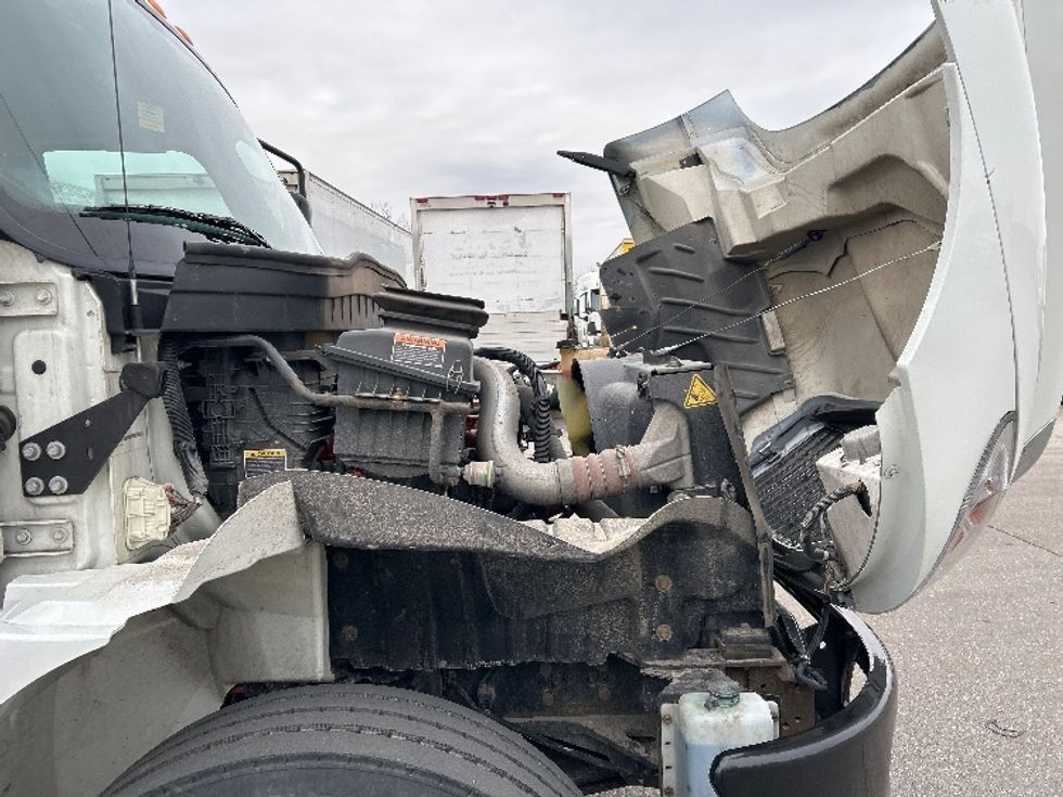 Medium Duty Box Truck-Light and Medium Duty Trucks-International-2020-MV607-Indianapolis-IN-160,507\n\t\tmiles-$ 47,000 - Image 23