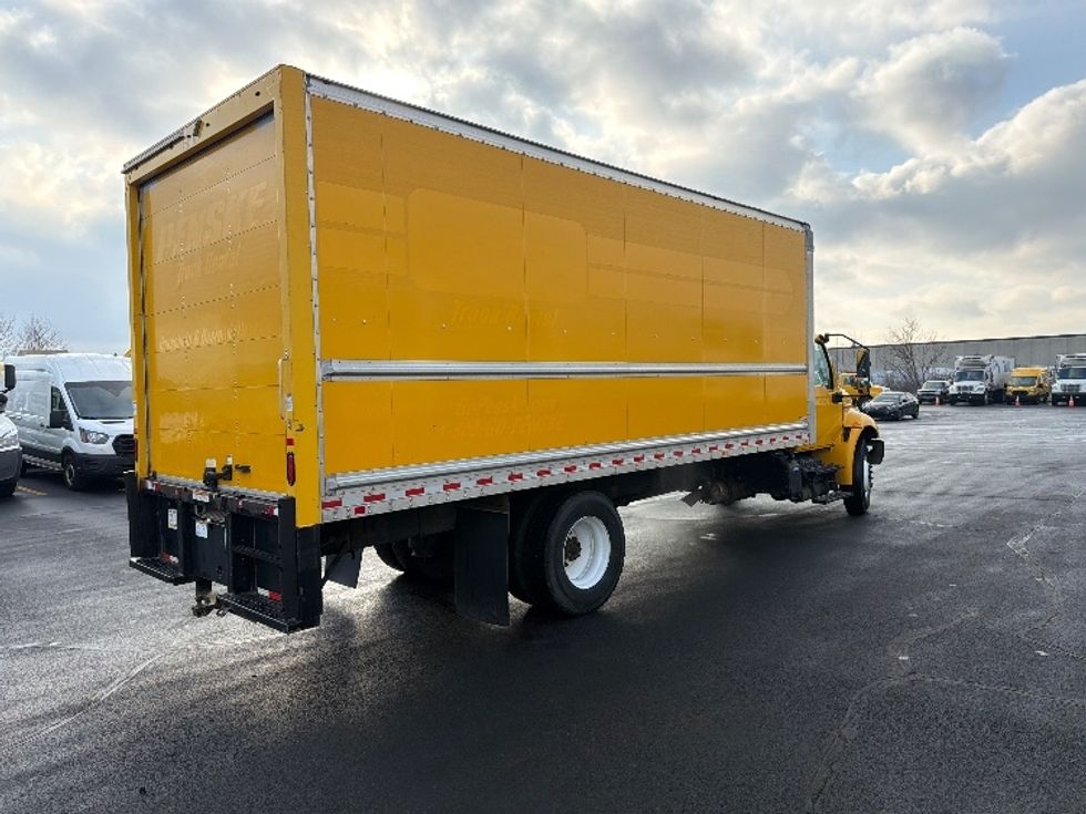 Medium Duty Box Truck-Light and Medium Duty Trucks-International-2020-MV607-Indianapolis-IN-180,535\n\t\tmiles-$ 31,750 - Image 13