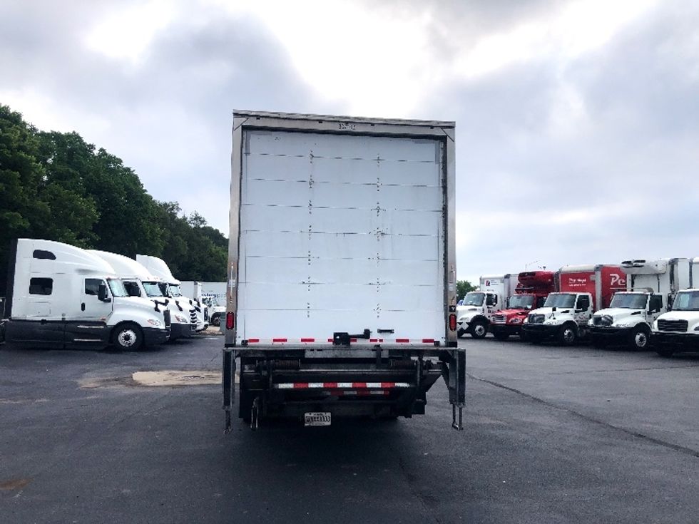 Medium Duty Box Truck-Light and Medium Duty Trucks-International-2020-MV607-Indianapolis-IN-210,464\n\t\tmiles-$ 45,500 - Image 7