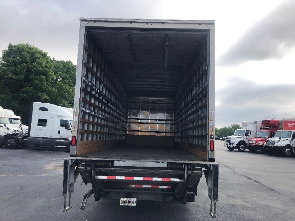 Medium Duty Box Truck-Light and Medium Duty Trucks-International-2020-MV607-Indianapolis-IN-210,464\n\t\tmiles-$ 45,500 - Image 8