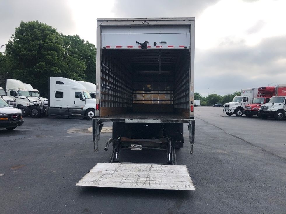 Medium Duty Box Truck-Light and Medium Duty Trucks-International-2020-MV607-Indianapolis-IN-210,464\n\t\tmiles-$ 45,500 - Image 9