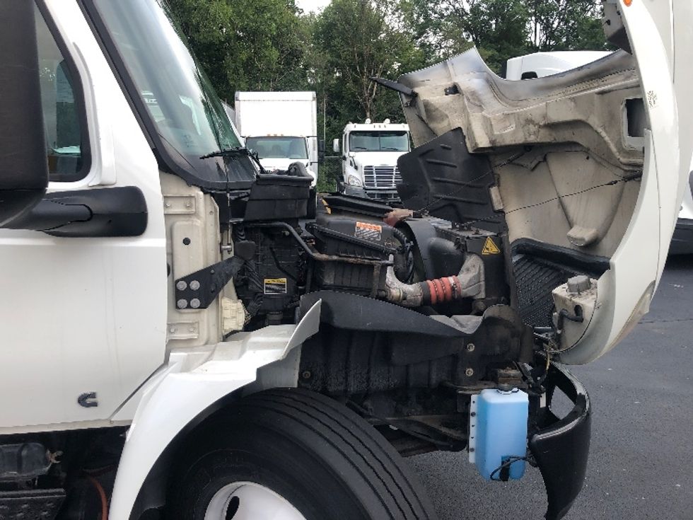 Medium Duty Box Truck-Light and Medium Duty Trucks-International-2020-MV607-Indianapolis-IN-210,464\n\t\tmiles-$ 45,500 - Image 23